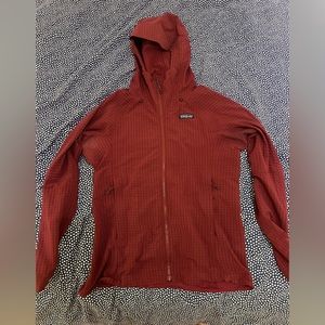 Patagonia R2, red/pink